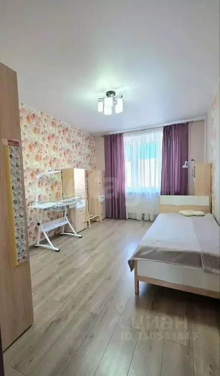 3-к кв. Тюменская область, Тюмень Интернациональная ул., 140 (89.1 м) - Фото 1