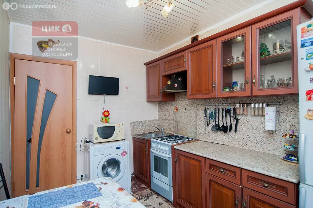 3-комнатная квартира: Рыбное, Большая улица, 12 (73 м) - Фото 2