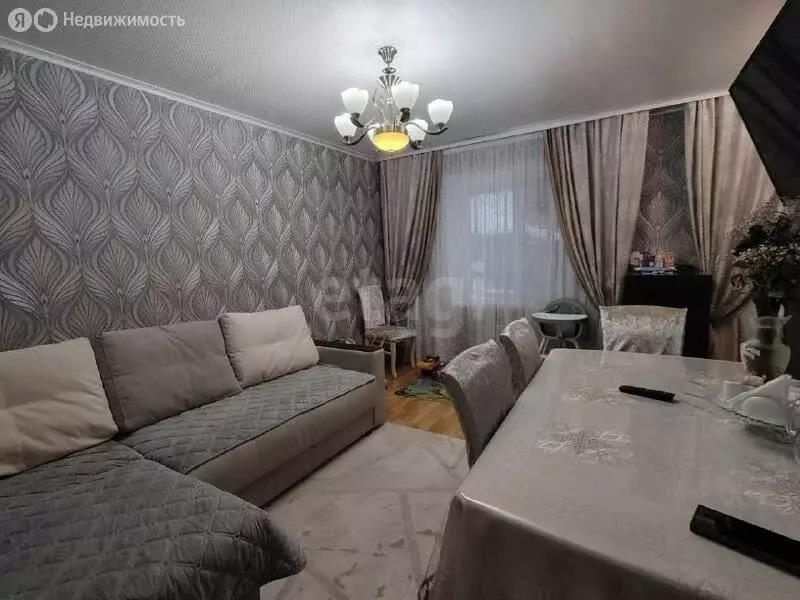 2-комнатная квартира: Алапаевск, улица Братьев Смольниковых, 38 (39.6 ... - Фото 1