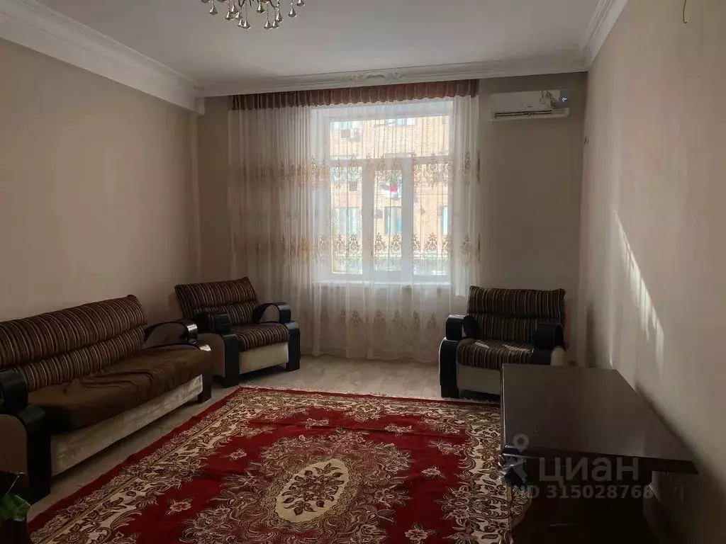 2-к кв. Дагестан, Махачкала ул. Башкирская, 2 (80.0 м) - Фото 1