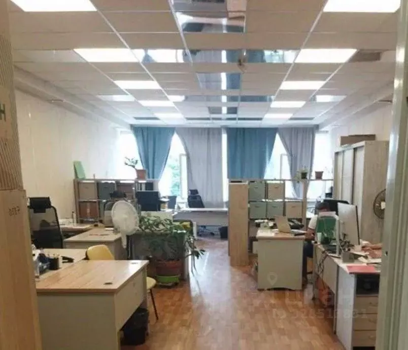 Офис в Санкт-Петербург пос. Парголово, Железнодорожная ул., 11к2 (375 ... - Фото 1