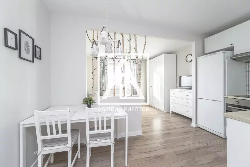 Студия Московская область, Домодедово Южный мкр, ул. Курыжова, 32 ... - Фото 1