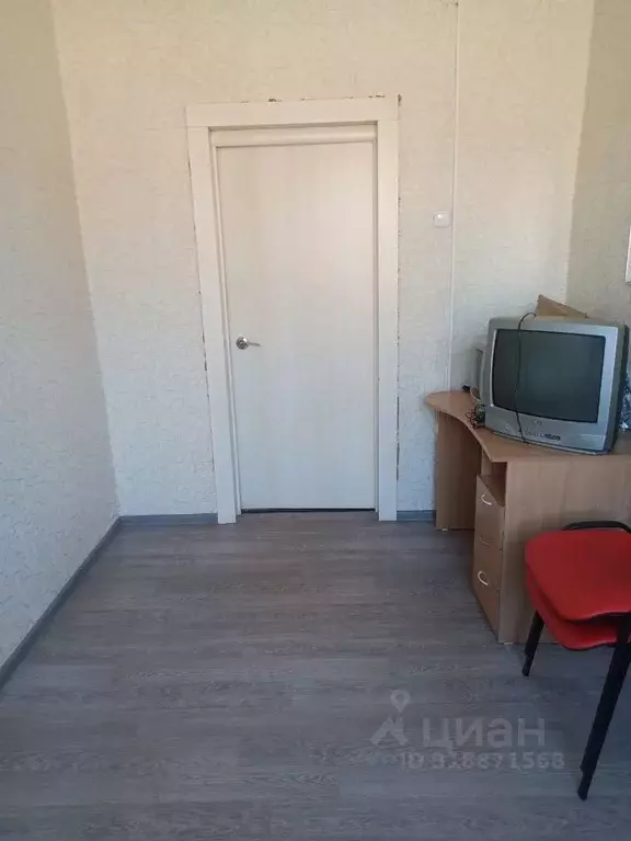 Помещение свободного назначения в Удмуртия, Глазов ул. Короленко, 8 (9 ... - Фото 1