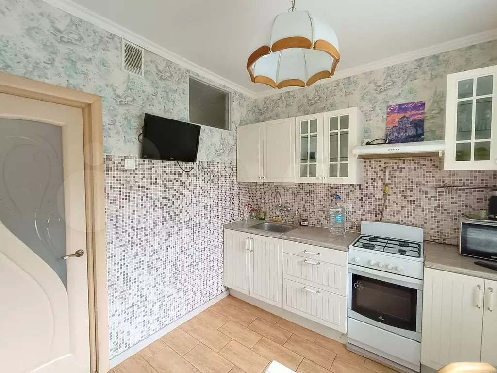 4-к. квартира, 90 м, 3/8 эт. - Фото 1
