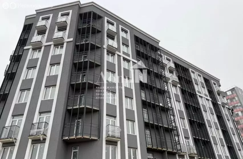 Квартира-студия: Янино-1, Шоссейная улица, 45 (28.47 м) - Фото 1