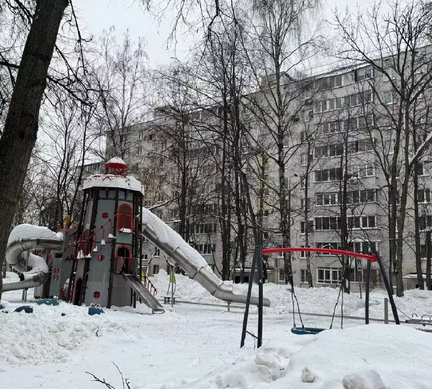 Продается комната в 3-комнатной квартире - Фото 1