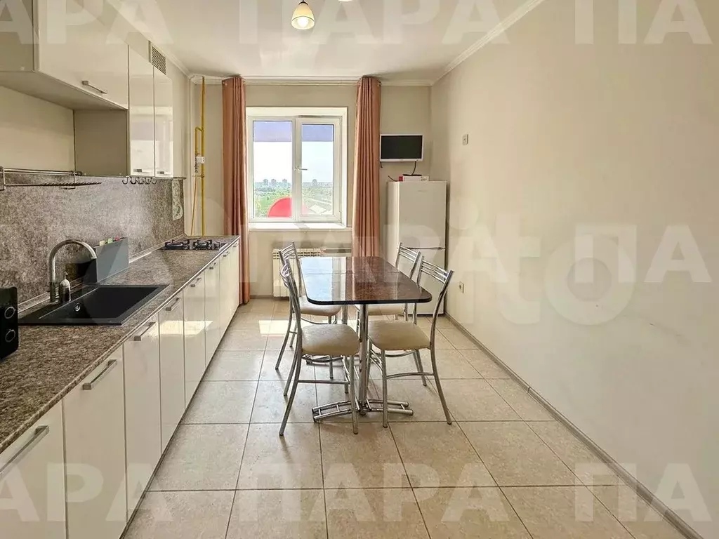 1-к. квартира, 40 м, 8/9 эт. - Фото 1