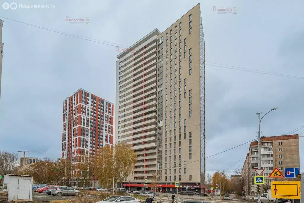 2-комнатная квартира: Екатеринбург, улица Куйбышева, 98 (61 м) - Фото 1