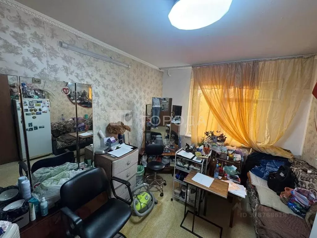 3-к кв. Кемеровская область, Новокузнецк ул. Кирова, 75 (59.7 м) - Фото 0