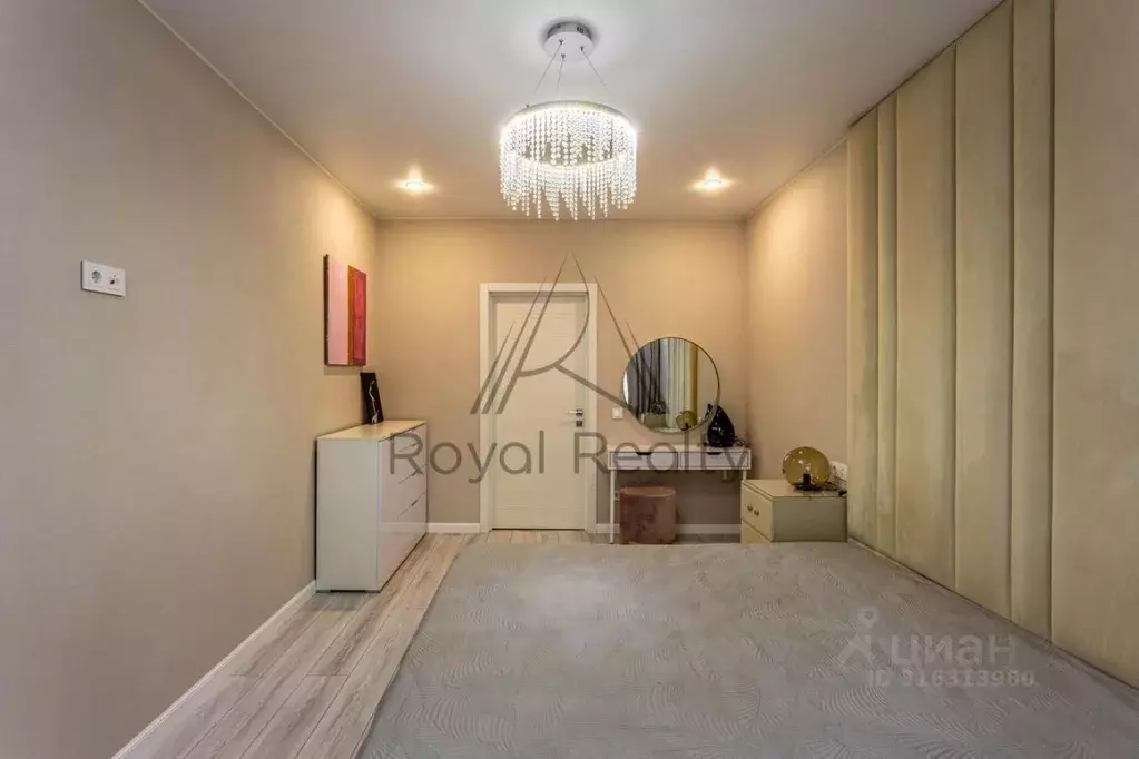 3-к кв. Санкт-Петербург ул. Черняховского, 25 (95.0 м) - Фото 1