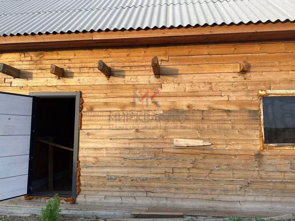 Дом в Тыва, Кызылский кожуун, Каа-Хем пгт, МТФ тер.  (30 м) - Фото 1