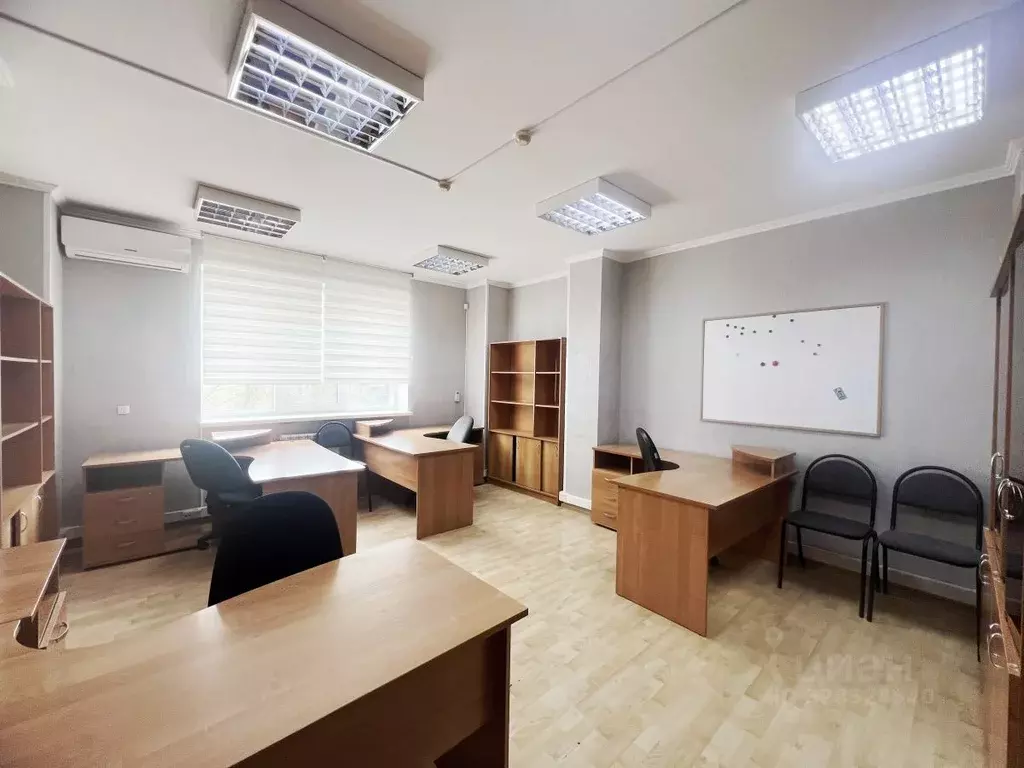 Офис в Краснодарский край, Краснодар ул. Федора Лузана, 19 (180 м) - Фото 1