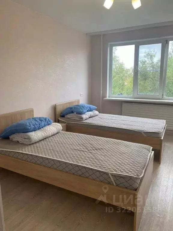 3-к кв. Вологодская область, Череповец Набережная ул., 61 (70.0 м) - Фото 2