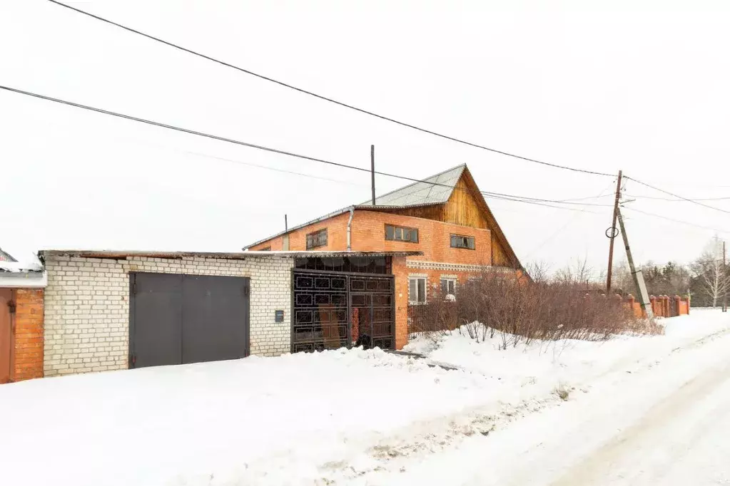 Дом в Тюменская область, Тюмень ул. Счастливая (320 м) - Фото 1
