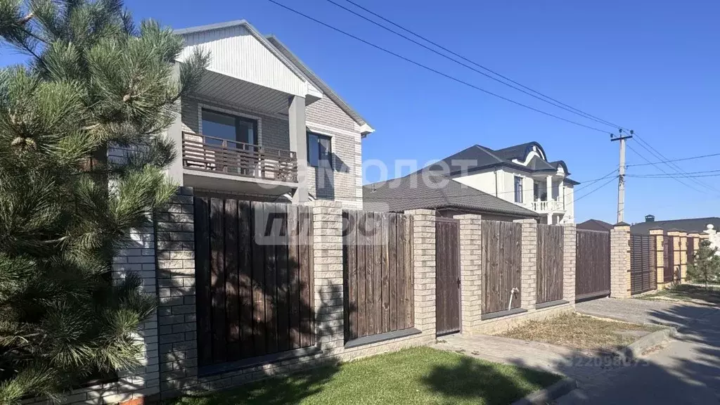 Дом в Волгоградская область, Волгоград Персиковая ул., 16А (156 м) - Фото 1