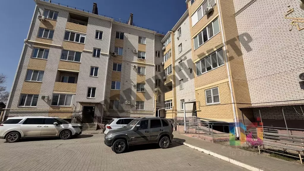 2-к кв. Калмыкия, Элиста ул. Ю. Клыкова, 84 (61.9 м) - Фото 2