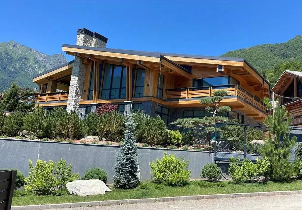 Дом в Краснодарский край, Сочи Красная Поляна пгт, 2-й Садовый мкр, 24 ... - Фото 1