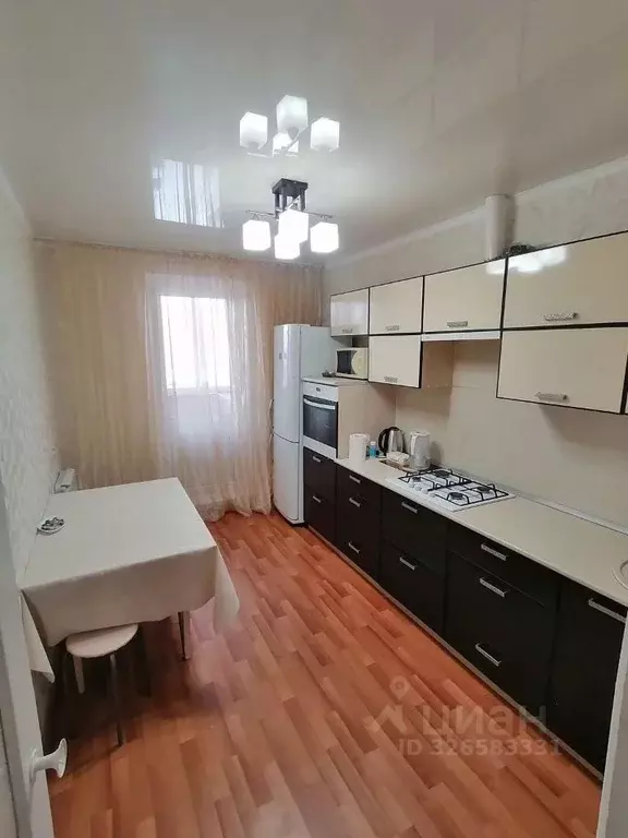 2-к кв. Татарстан, Нижнекамск Студенческая ул., 49 (53.4 м) - Фото 1