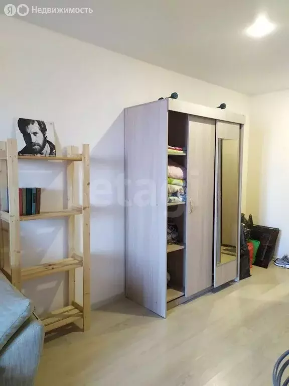 Квартира-студия: Тюмень, улица Тимофея Чаркова, 28 (20.1 м) - Фото 2