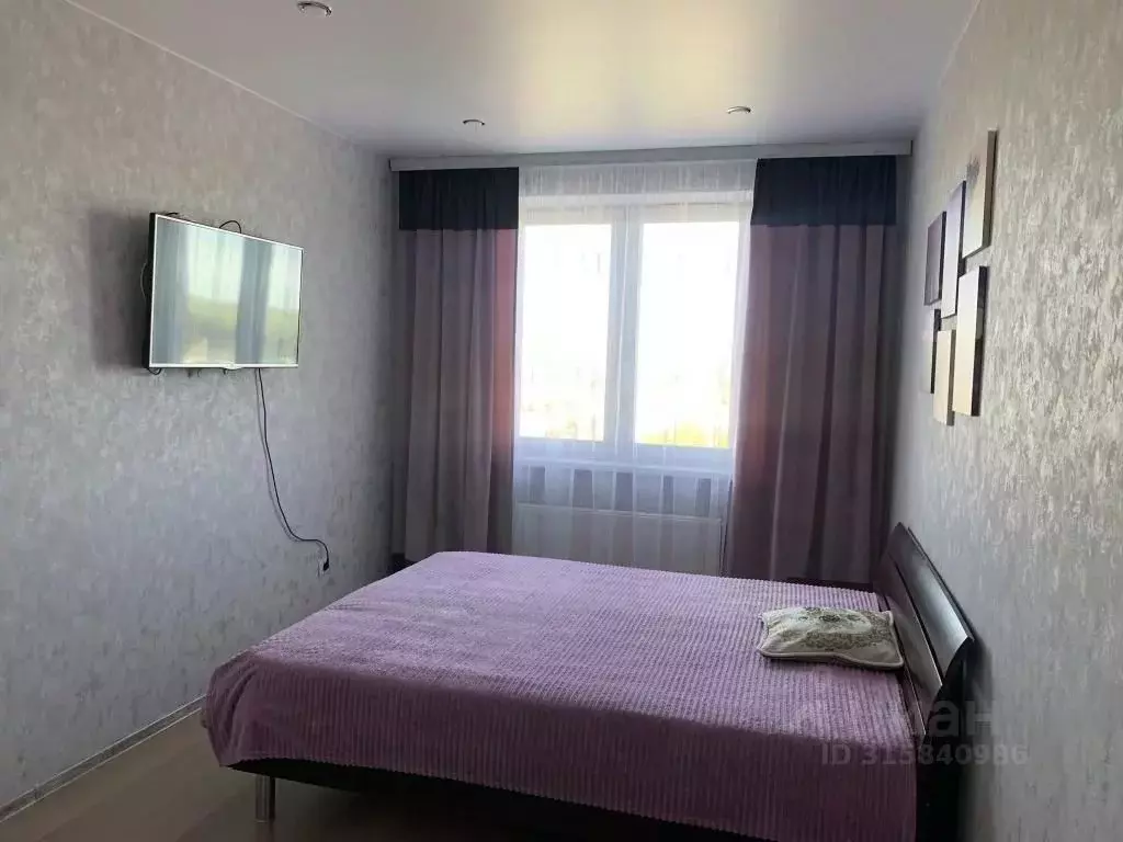 2-к кв. Тюменская область, Тобольск ул. Радищева, 21 (62.0 м) - Фото 0
