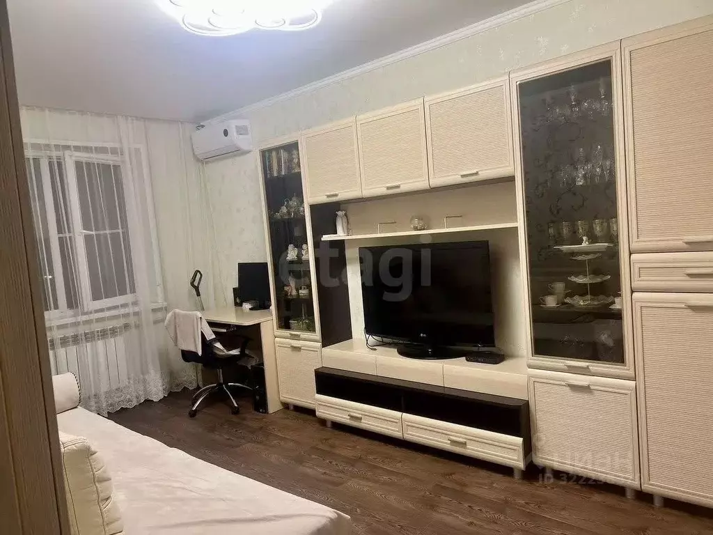 1-к кв. Белгородская область, Старый Оскол ул. Крутикова, 17 (30.0 м) - Фото 1