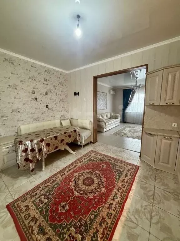 Таунхаус в Оренбургская область, Оренбургский район, с. Каменноозерное ... - Фото 1