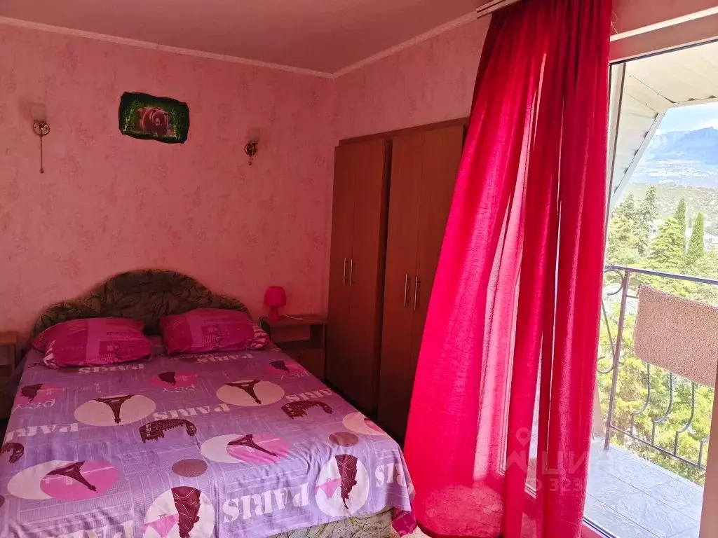 Комната Крым, Алушта ул. Горбачевой, 22 - Фото 1