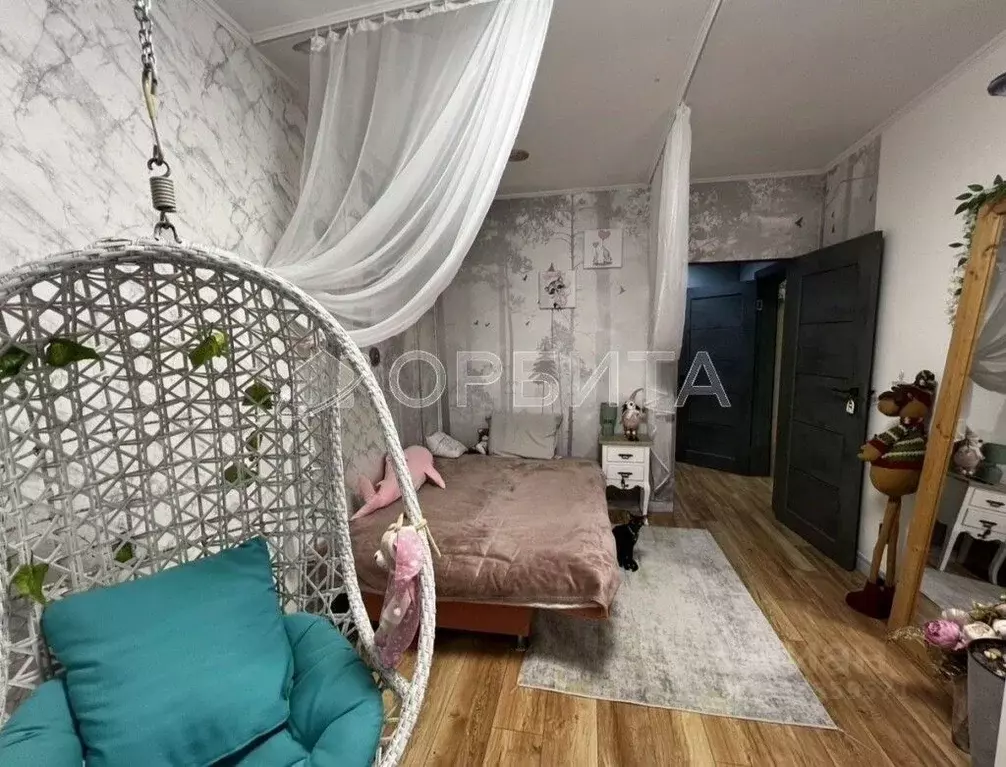 3-к кв. Тюменская область, Тюмень ул. Заполярная, 9 (80.98 м) - Фото 2