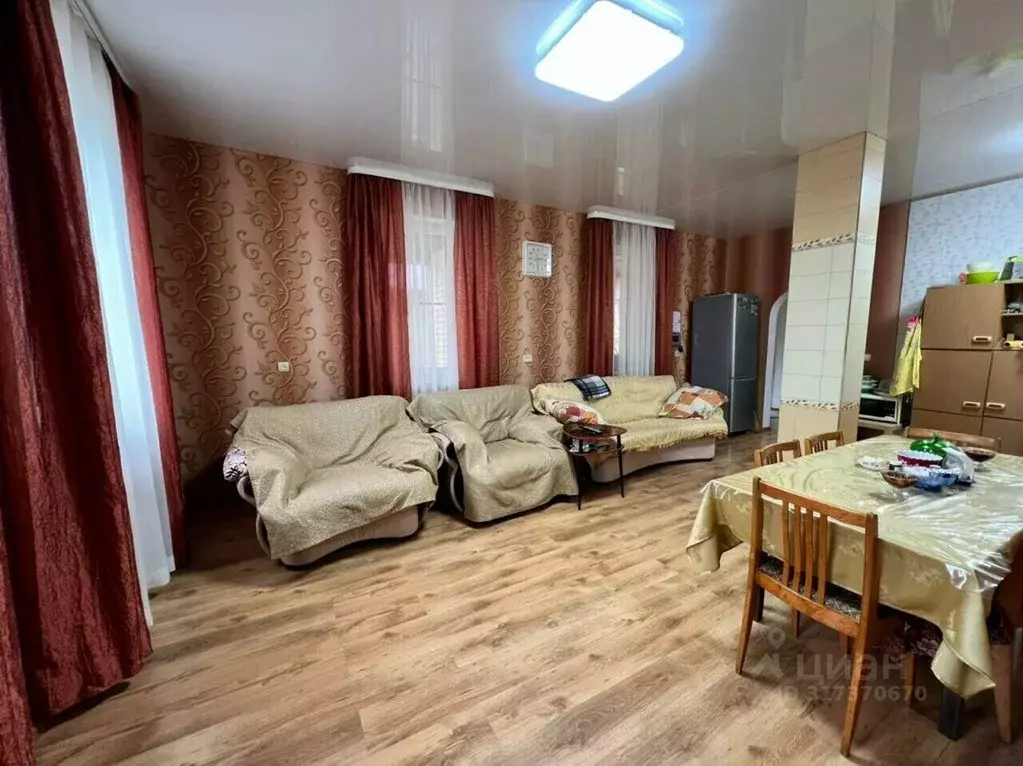 Дом в Краснодарский край, Темрюкский район, Ахтанизовское с/пос, пос. ... - Фото 1