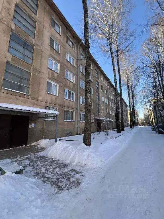 4-к кв. Псковская область, Остров ул. Шумейко, 2 (71.7 м) - Фото 1