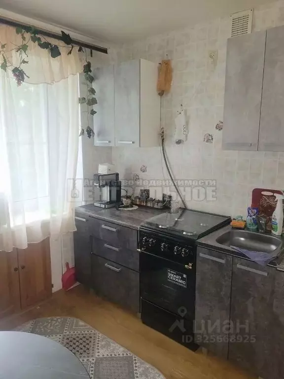 2-к кв. Смоленская область, Смоленск ул. Попова, 20А (44.4 м) - Фото 1