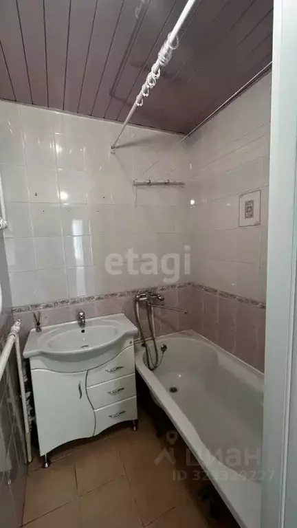 4-к кв. Саха (Якутия), Якутск ул. Чиряева, 1/1 (71.9 м) - Фото 1