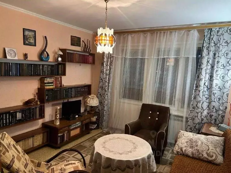 1-к кв. Татарстан, Набережные Челны пос. ЗЯБ, ул. Комарова, 17 (42.0 ... - Фото 1