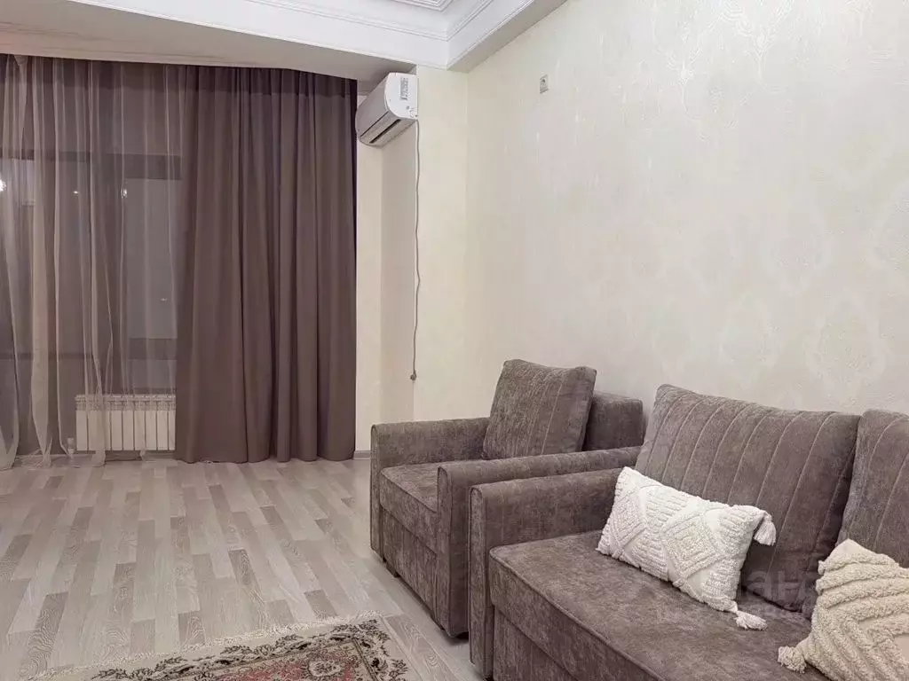 2-к кв. Дагестан, Каспийск просп. Акулиничева, 2 (52.0 м) - Фото 1