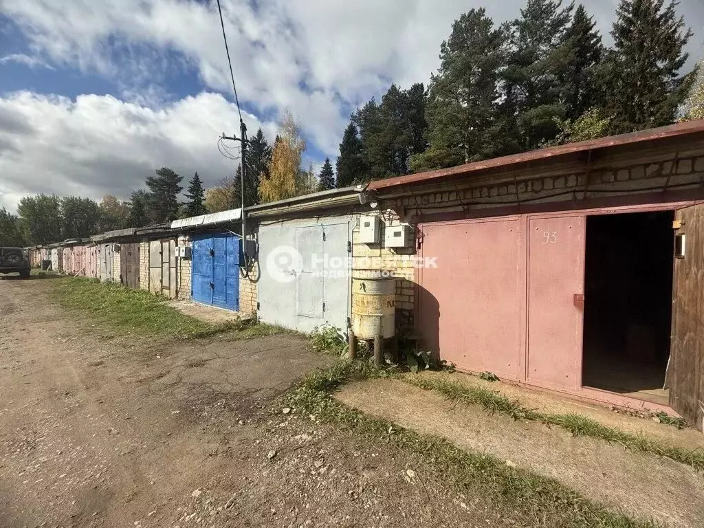 Гараж в Кировская область, Киров Сошени сл., Молодежная ул., 10Г (20 ... - Фото 0
