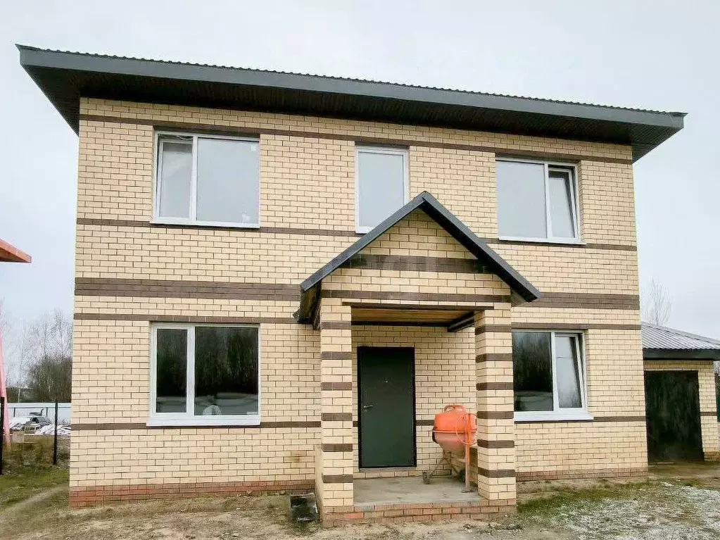 Дом в Ярославская область, Некрасовское рп ул. Чистые пруды, 3 (190 м) - Фото 1