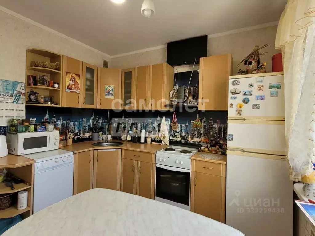 2-к кв. Ханты-Мансийский АО, Нягань 3-й мкр, 7 (52.4 м) - Фото 2