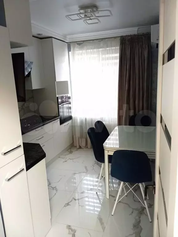 3-к. квартира, 64 м, 1/9 эт. - Фото 0