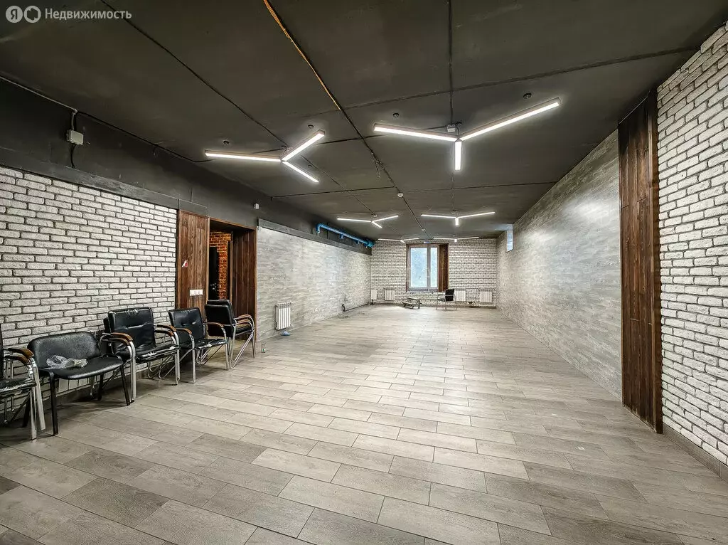 Помещение свободного назначения (600 м) - Фото 1