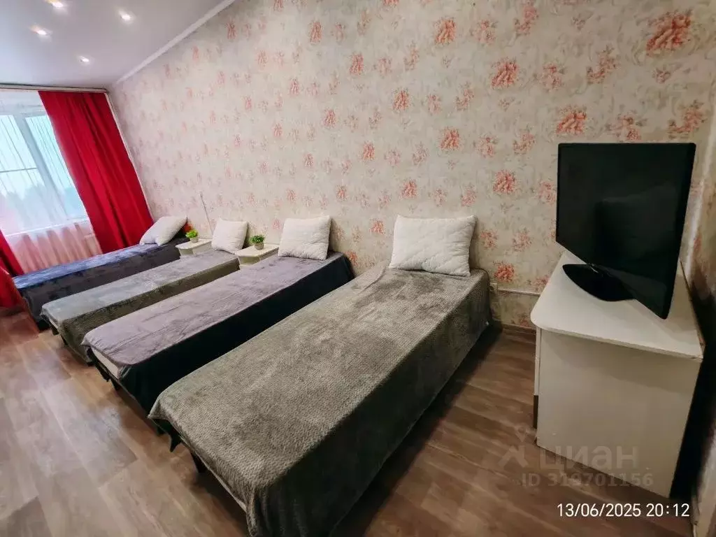 2-к кв. Томская область, Стрежевой ул. Строителей, 62 (56.0 м) - Фото 1