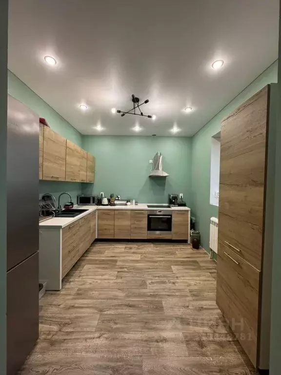 Дом в Оренбургская область, Оренбург Ростошинские Пруды мкр, ул. ... - Фото 1