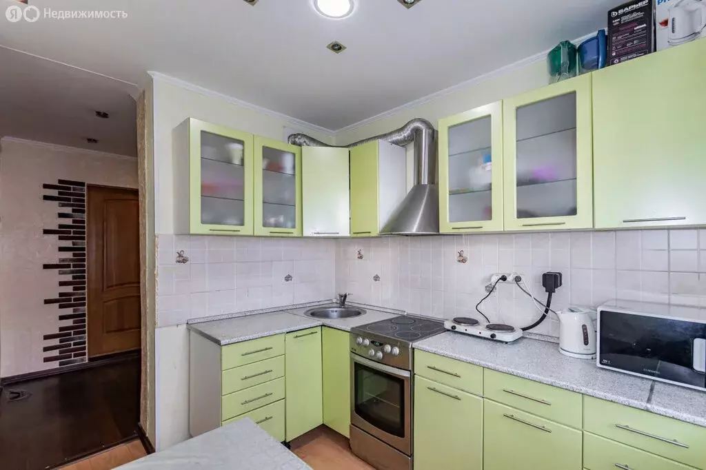 2-комнатная квартира: Екатеринбург, улица Академика Бардина, 2/1 (47.5 ... - Фото 2