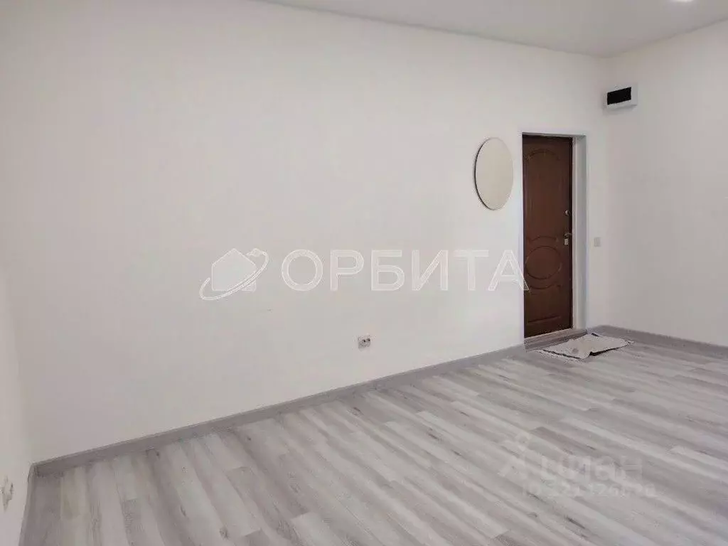 Офис в Тюменская область, Тюмень ул. Республики, 160 (18 м) - Фото 1