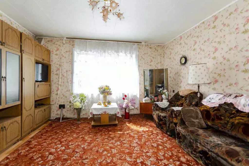 2-к кв. Кемеровская область, Новокузнецк ул. 40 лет Победы, 5 (56.0 м) - Фото 0