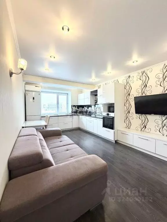 2-к кв. Тюменская область, Тюмень ул. Максима Горького, 10 (51.4 м) - Фото 1