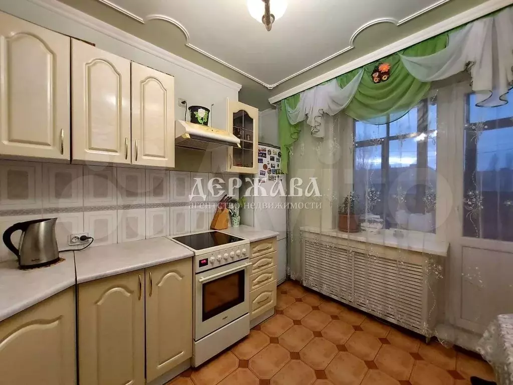 3-к. квартира, 70 м, 4/14 эт. - Фото 1