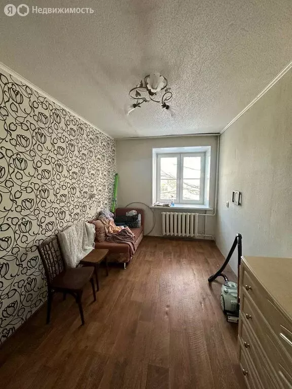 3-комнатная квартира: Бор, Республиканская улица, 33 (62 м) - Фото 1