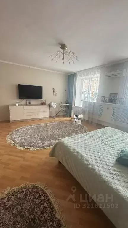 5-к кв. Брянская область, Брянск Авиационная ул., 34 (155.0 м) - Фото 0