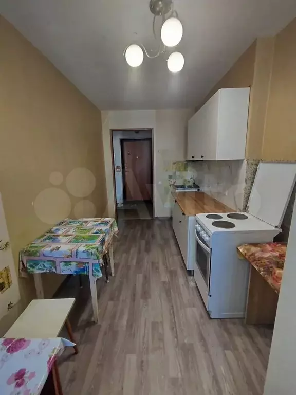 1-к. квартира, 37 м, 9/9 эт. - Фото 1
