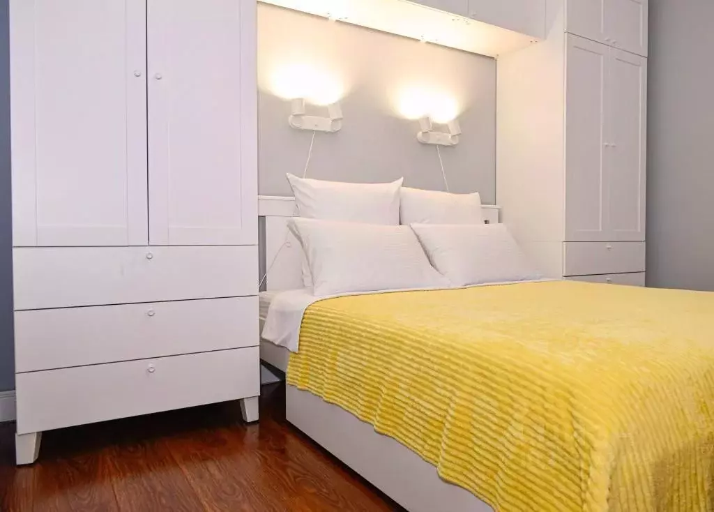 1-к кв. Сахалинская область, Южно-Сахалинск Больничная ул., 2к10 (40.0 ... - Фото 1